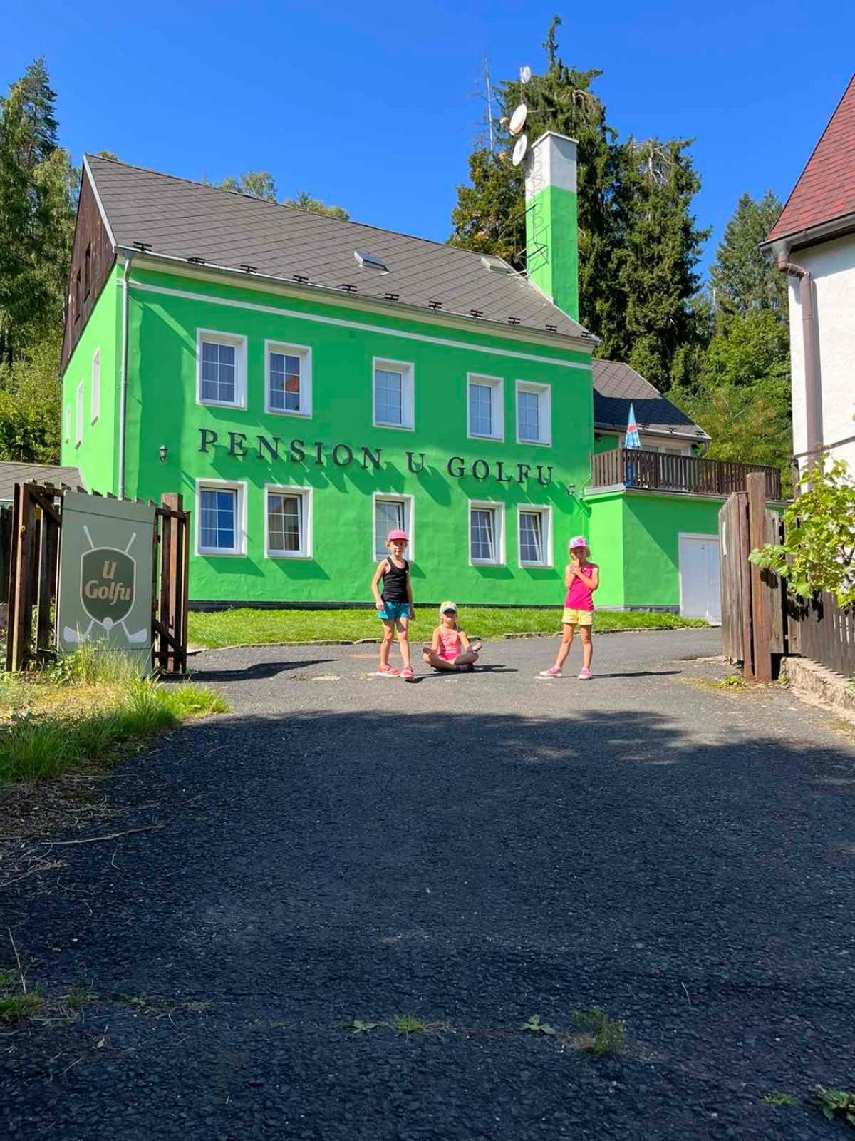 Pension U Golfu Cihelny Karlovy Vary Exterior foto
